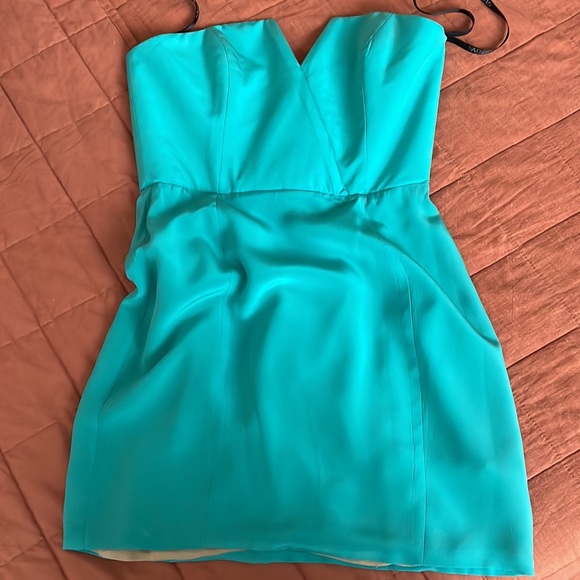 Naven Bombshell Dress - Picture 3 of 5